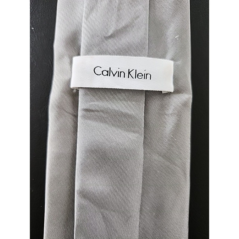 Men's Neck Tie Calvin Klein Silk L56" W3.50" gray
